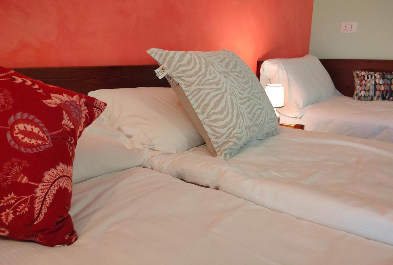 Le Acacie Bed and Breakfast Torreano Esterno foto