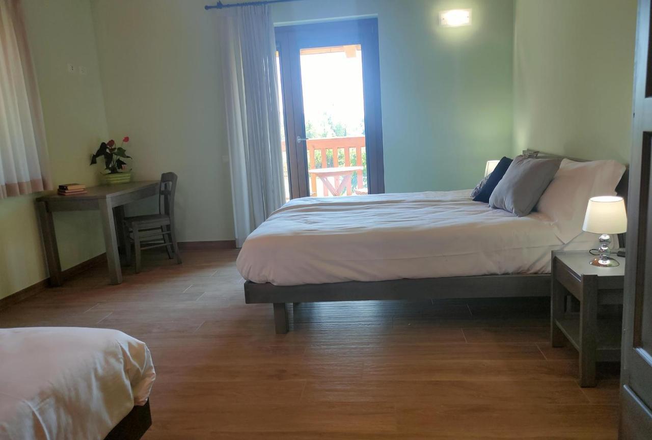 Le Acacie Bed and Breakfast Torreano Esterno foto